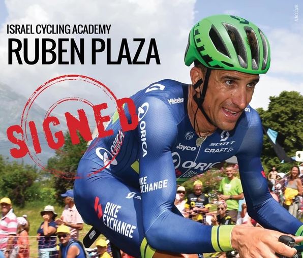 Ruben Plaza signed